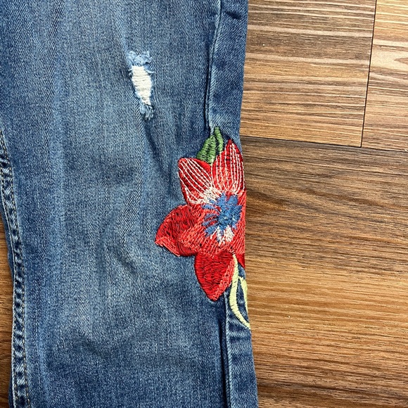 Zara Blue Skinny Jeans with Red Floral Embroidery - Picture 3 of 7